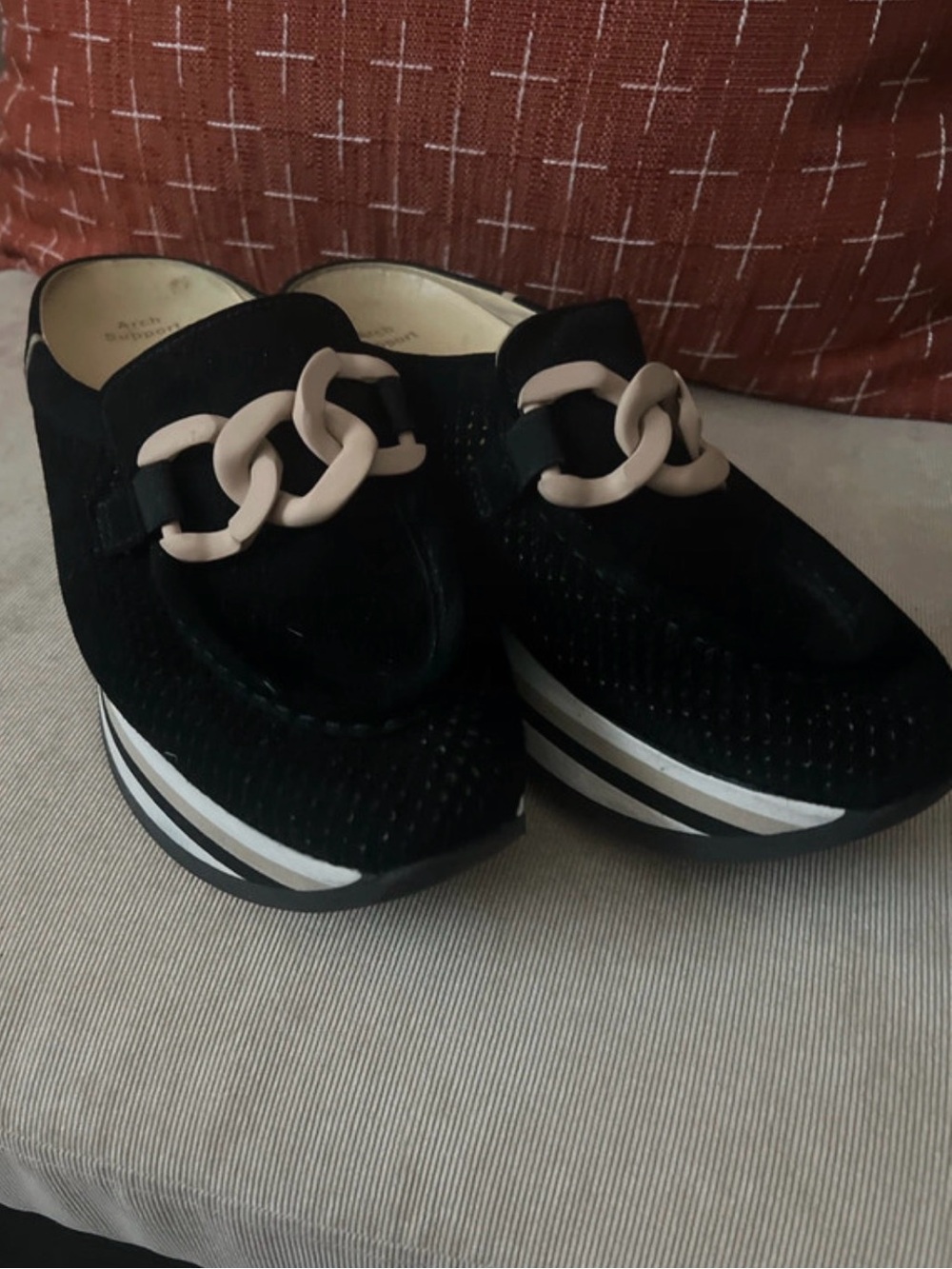 softwave Women's Black Platform Slip-On Mules with Chain Detail Size M(NWOT)
